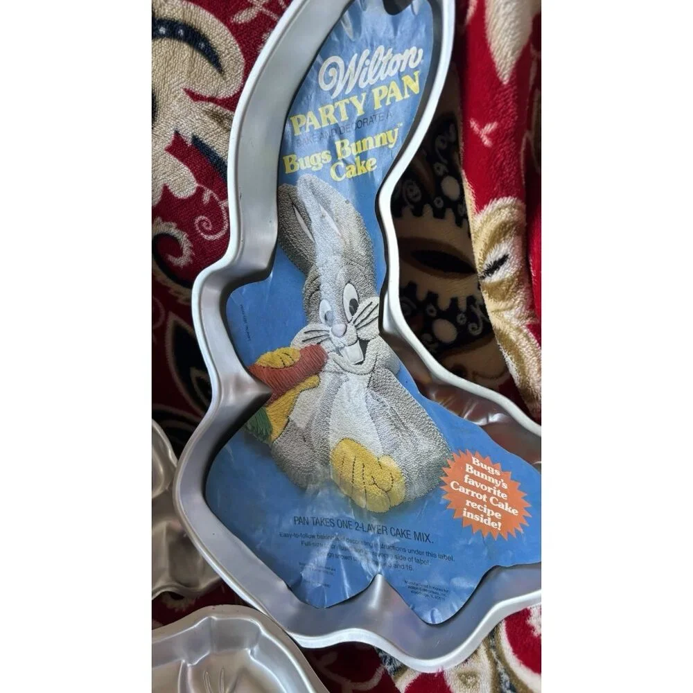 Bugs Bunny Cartoon Wilton Cake Pan Lot Of 3 New Vintage  Looney Tunes Doc Face